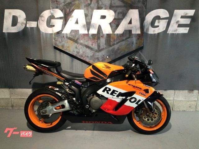 ＣＢＲ１０００ＲＲ　カスタム　ワンオーナー　レプソルカラー限定車　フルパワー化　モリワマフラー　ストライカーバックステップ