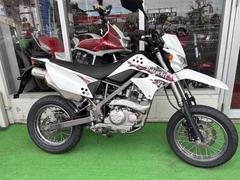 カワサキ　Ｄトラッカー１２５　タイヤ前後新品