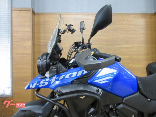 スズキ V-ストローム250 フルパニア 社外マフラー ガード付 スズキ V-ストローム250 フルパニア 社外マフラー ガード付