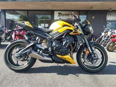 ＴＲＩＵＭＰＨ　ストリートトリプルＲＳ