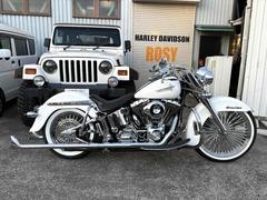 ＨＡＲＬＥＹ−ＤＡＶＩＤＳＯＮ　ＦＬＳＴＣ　ヘリテイジソフテイルクラシック　チカーノ　チョロスタイル　ミクニ製キャブ　サムソンエキパイ　１．２５ビーチバーハンドル
