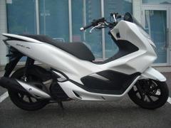 ホンダ　ＰＣＸ　ｅ−ＳＰエンジン・水冷・４サイクル・インジェクション・グリップヒーター付