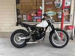 ★9万円！TW200　快調です！オイル交換済み！ヤマハ　TW ヤマハ TW200 1996年式 2JLの諸元・スペック情報 | ウェビック