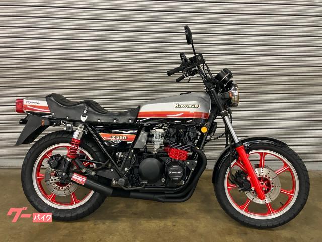 Ｚ５５０ＦＸ　Ｚ５５０ＧＰ　リミテッドカラー　社外マフラー　ハンドル　シート