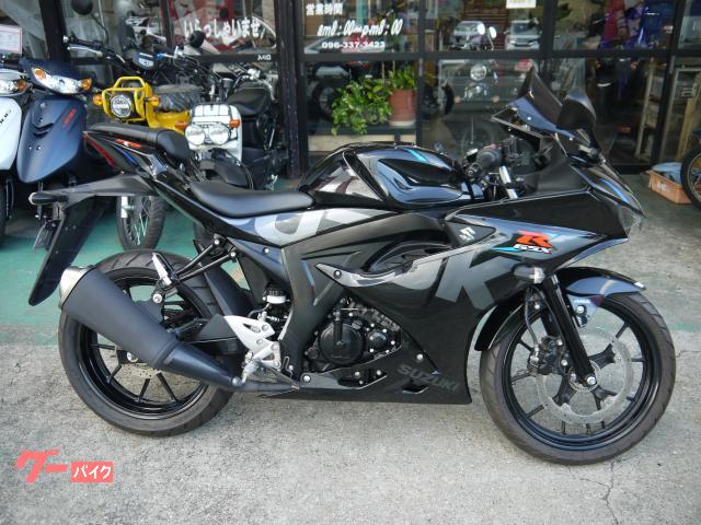 ＧＳＸ−Ｒ１２５　スクリーン社外　バッテリー新品