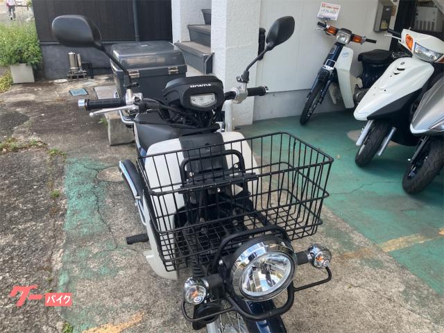 ホンダ スーパーカブ50プロ タイヤ前後・バッテリー・チェーン新品