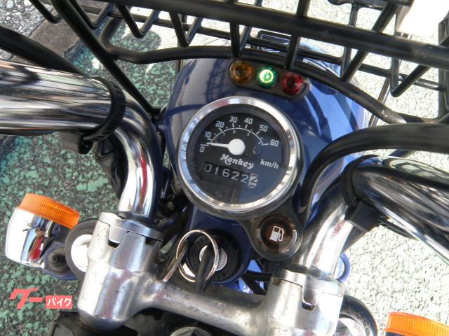 ホンダ モンキー AB27型フューエルインジェクション タイヤ前後