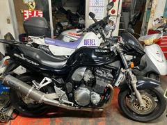 スズキ　ＧＳＦ１２００　マフラー社外　４サイクルモデル