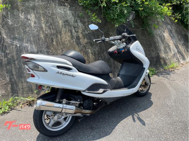 ヤマハ　マジェスティ125(キャブモデル)　実働中古美車　リアBOX付き　外装新品　オイル交換後渡し　ナンバー登録書類あり ヤマハ マジェスティ125(キャブモデル) 実働中古美車 リアBOX付き 外装
