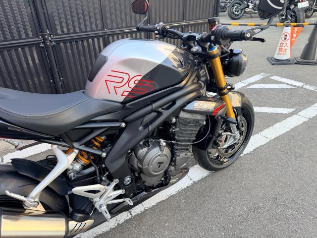 スピードトリプル1200RS
