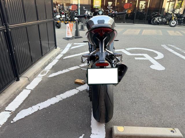 スピードトリプル1200RS
