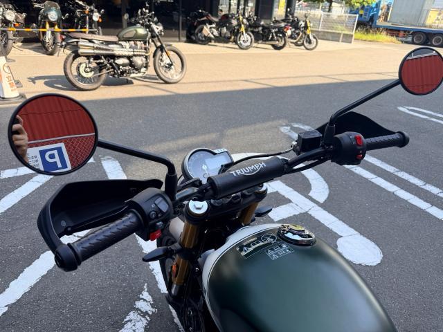 スクランブラー400X