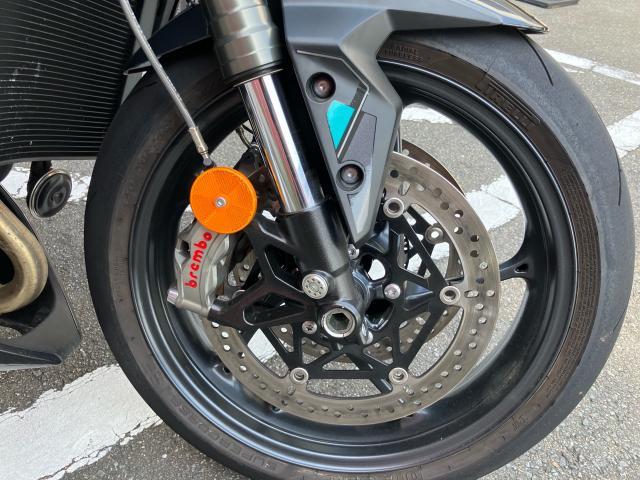 ストリートトリプル765RS