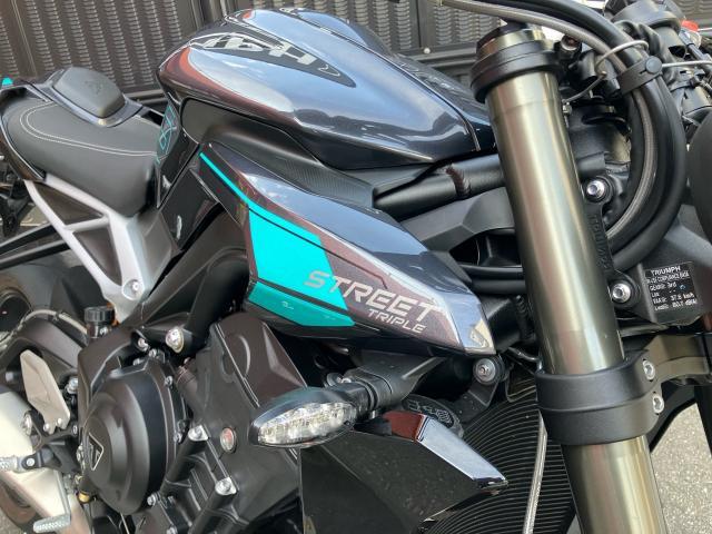 ストリートトリプル765RS