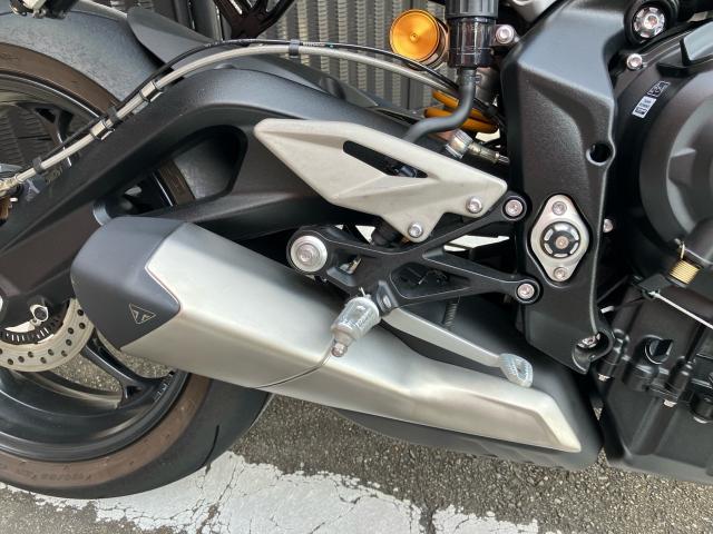 ストリートトリプル765RS