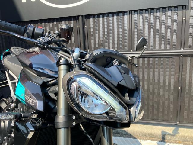 ストリートトリプル765RS