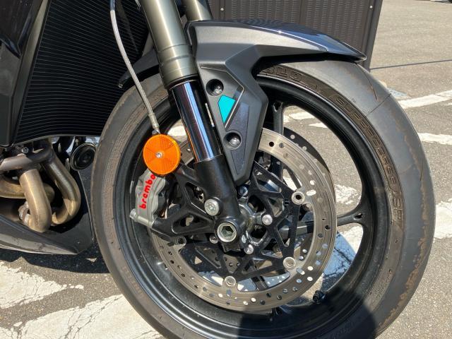ストリートトリプル765RS