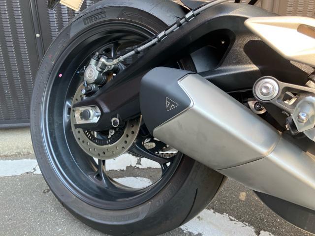 ストリートトリプル765RS