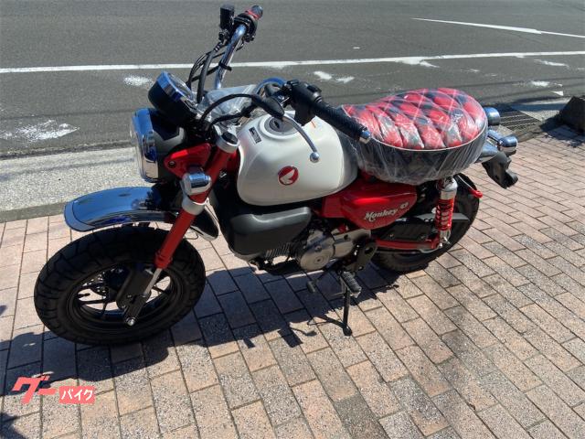 ホンダ純正 モンキー125 JB03シート 赤黒のチェック柄　JB05 新品 ホンダ純正 新品 モンキー125 JB03 シート チェック柄 赤黒 JB05