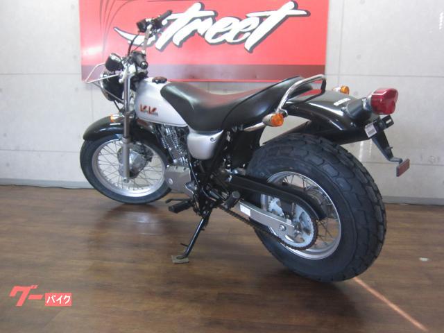 スズキ バンバン200 2002年モデル NH41A キャブ車 未登録