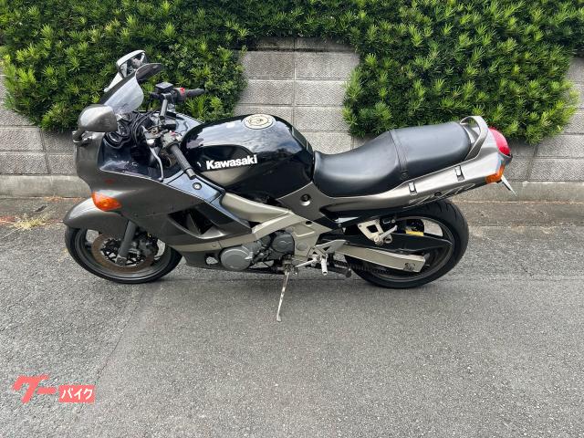 ＺＺ−Ｒ４００