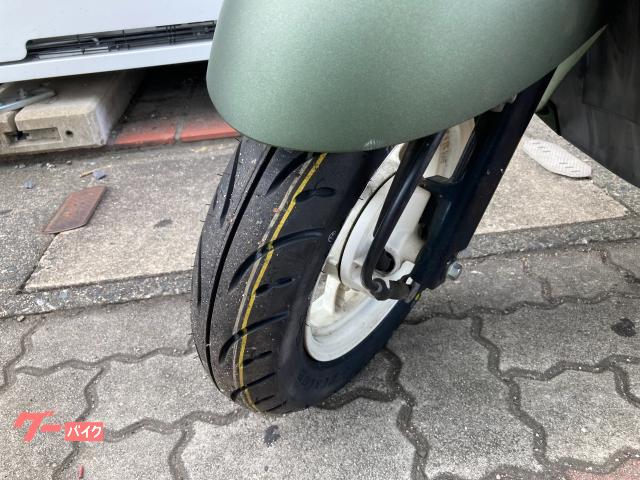 ヤマハ ビーノ 外装新品 前後タイヤ新品 FIインジェクションモデル