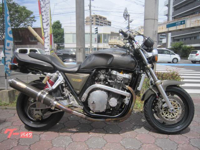 ホンダ ｃｂ１０００ｓｕｐｅｒ ｆｏｕｒ 逆輸入車ステンフルエキ バックステップ ワイドホイールなどカスタム多数 福岡県 ライダーズスタイル b の中古バイク 新車バイク Goo バイク情報