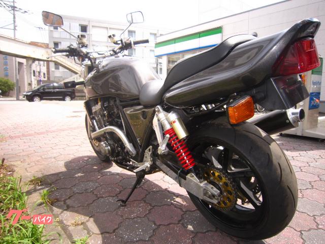 ホンダ ｃｂ１０００ｓｕｐｅｒ ｆｏｕｒ 逆輸入車ステンフルエキ バックステップ ワイドホイールなどカスタム多数 福岡県 ライダーズスタイル b の中古バイク 新車バイク Goo バイク情報