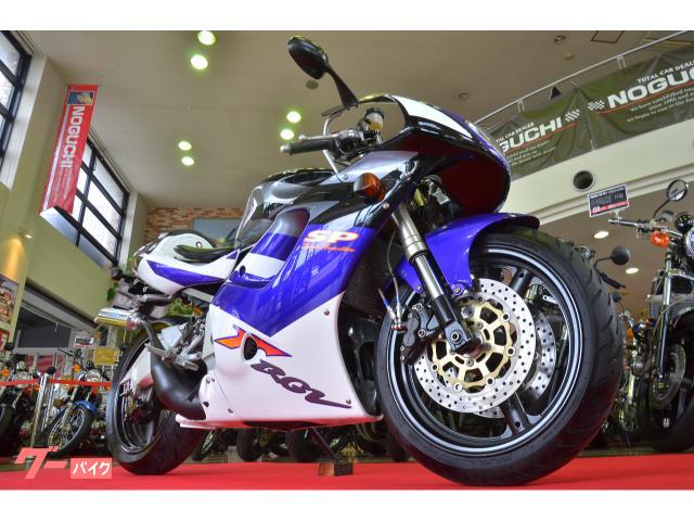 スズキ ＲＧＶ２５０ガンマ ＳＰ １９９６年 ＶＪ２３Ａ スガヤチャンバー オーリンズショック  湾曲スイングアーム挟み角７０°Ｖ型エンジン｜Ｋ－ＳＰＥＣ 久留米本店 （株）野口自動車｜新車・中古バイクなら【グーバイク】