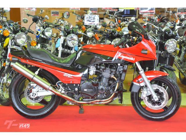 ＧＰＺ９００Ｒカスタム１９９５年逆車　走行２１４９７ｋｍ　カスタム＆ペイント費３９万円以上　フルエキ・バックステップ・新品パーツ有