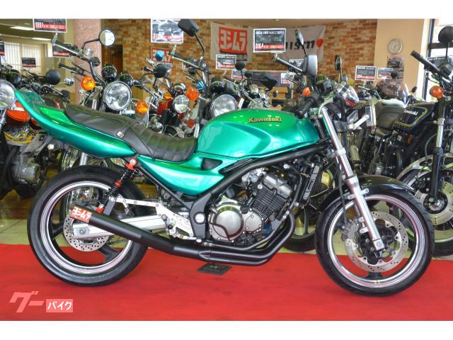 ＢＡＬＩＵＳ−IIフルカスタム２００５年モデル　外装オールペン仕上げ　ショート管　バックステップ　ＡＣＰテール　フェンレス　Ｒサス他