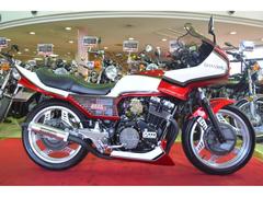 ホンダ　ＣＢＸ５５０Ｆインテグラ　ＢＥＥＴ仕様フルカスタム　１９８２年ＥＵ仕様フルパワー新品含むカスタム総額６２５，１１０−　ＰＣ０４