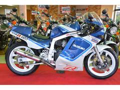 スズキ　ＧＳＸ−Ｒ１１００　ＳＡＣＳ搭載油冷エンジン！スムース油圧クラッチ付き・油冷４ストＤＯＨＣ４バルブ並列４気筒エンジン！