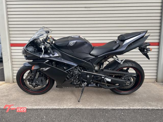 ヤマハ YZF－R1 RN20N ギルズバックステップ 社外マフラー