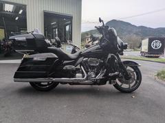 ＨＡＲＬＥＹ−ＤＡＶＩＤＳＯＮ　ＦＬＨＴＫ　ウルトラリミテッド　ホイール・サス足回りカスタム　バンスＥＸ　ＦＩチューニングｅｔｃ．．