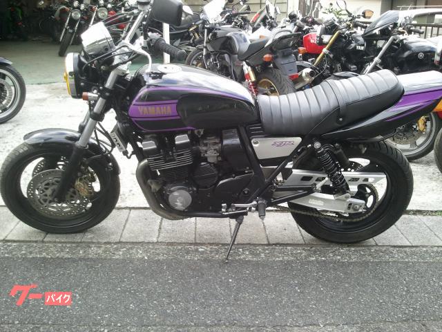 XJR４００　前期　CBX変身　テールカウル　黒＋スモーク XJR400前期CBX変身テールカウル黒＋スモーク