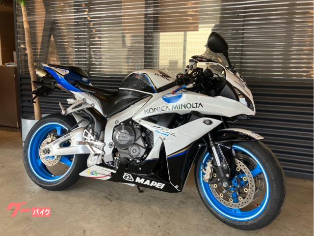 ＣＢＲ６００ＲＲ　コニカ　モリワキスリップオン　バックステップ　ＬＥＤウインカー　フェンダーレス　ＵＳＢポート