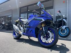 ヤマハ　ＹＺＦ−Ｒ３　新車　ＹＳＰ５年保証　ＵＳＢ−Ａ装備　スリッパークラッチ装備　ＬＥＤライト装備　ＬＥＤウィンカー装備