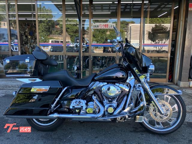 ＦＬＨＴＣ　エレクトラグライドクラシック　フロント２１インチホイール　ブレーキパフォーマンス　バックギア　メッキパーツ多数