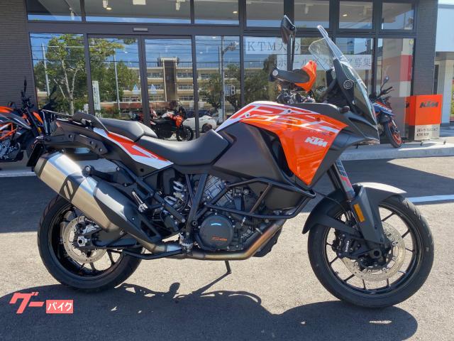 １２９０スーパーアドベンチャーＳ　２０１７年モデル　クラッシュバー装備　車検２年付