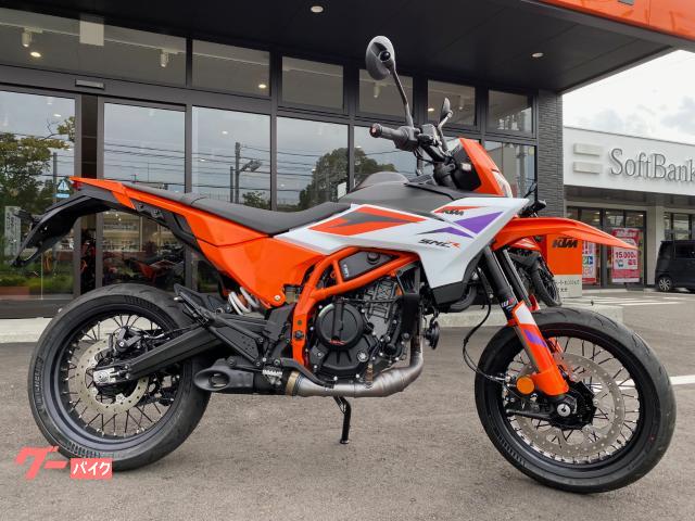 ３９０ＳＭＣ　Ｒ　　２０２５年モデル
