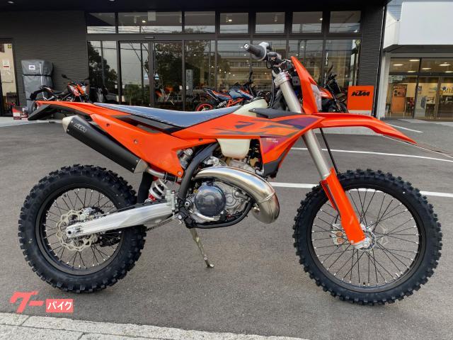 ３００ＸＣ−Ｗ　２０２６年モデル