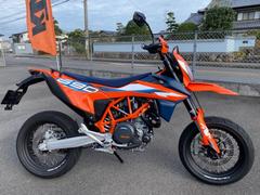 ＫＴＭ　６９０ＳＭＣ　Ｒ　２０２３年モデル　ワンオーナー