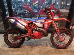 Ｂｅｔａ　ＲＲ２Ｔ３００レーシング　ワンオーナー車　２０２２年モデル