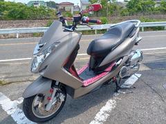 ヤマハ　マジェスティＳ　社外マフラー