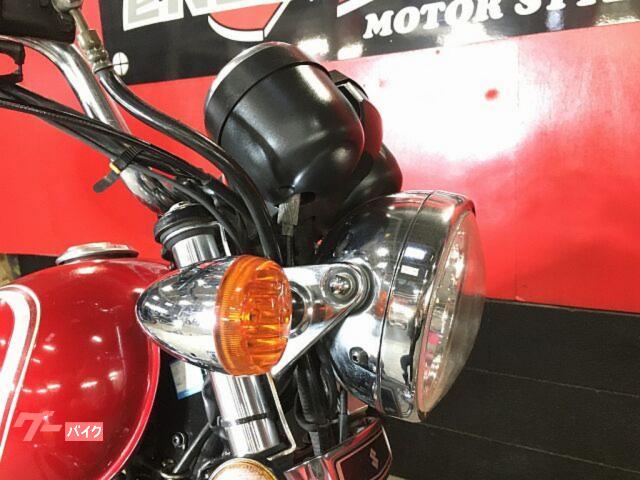 スズキ GN125－2F 燃料計・エンジンガード・大型キャリア付モデル