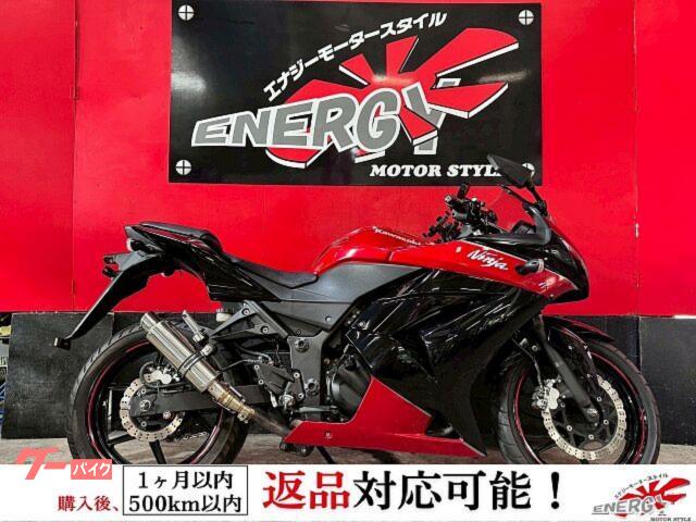 Ｎｉｎｊａ　２５０Ｒ　２０１０年式　ＥＴＣ搭載　社外スリップオンマフラー　充電機能付きスマホホルダー　マルチデジタルメーター