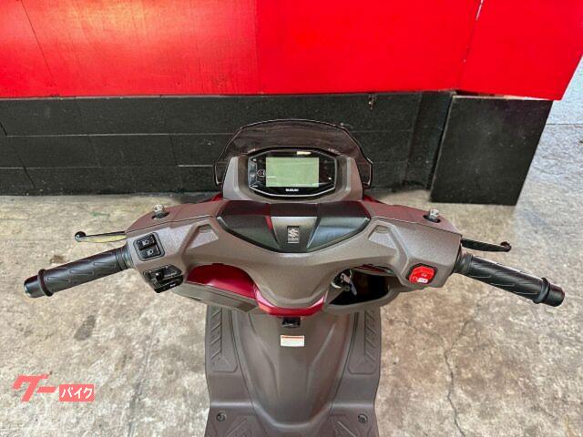 スズキ バーグマン125 2025年モデル 輸入新車 USBポート標準
