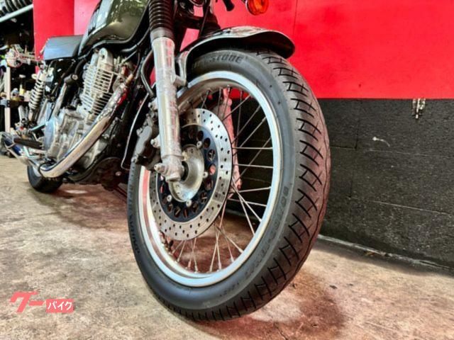 ヤマハ SR400 ／FI 新品前後タイヤ 新品バッテリー フル