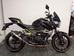カワサキ　Ｚ４００　ＵＳＢ電源　ヨシムラマフラー　エンジンガード　ＬＥＤウインカー